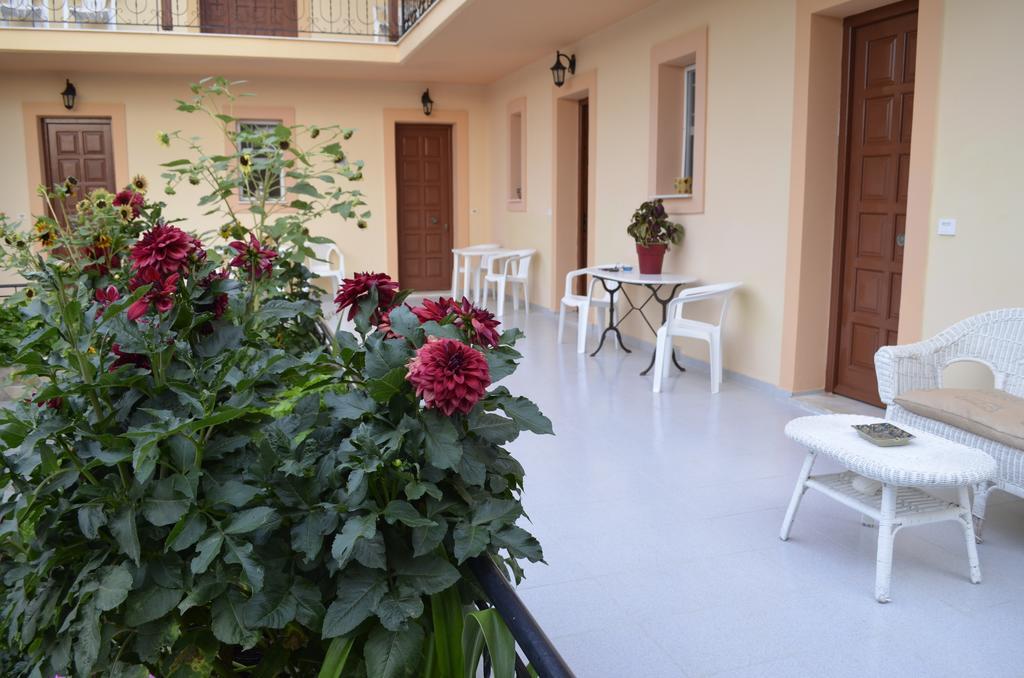 Lefki Studios Lakíthra Exterior foto